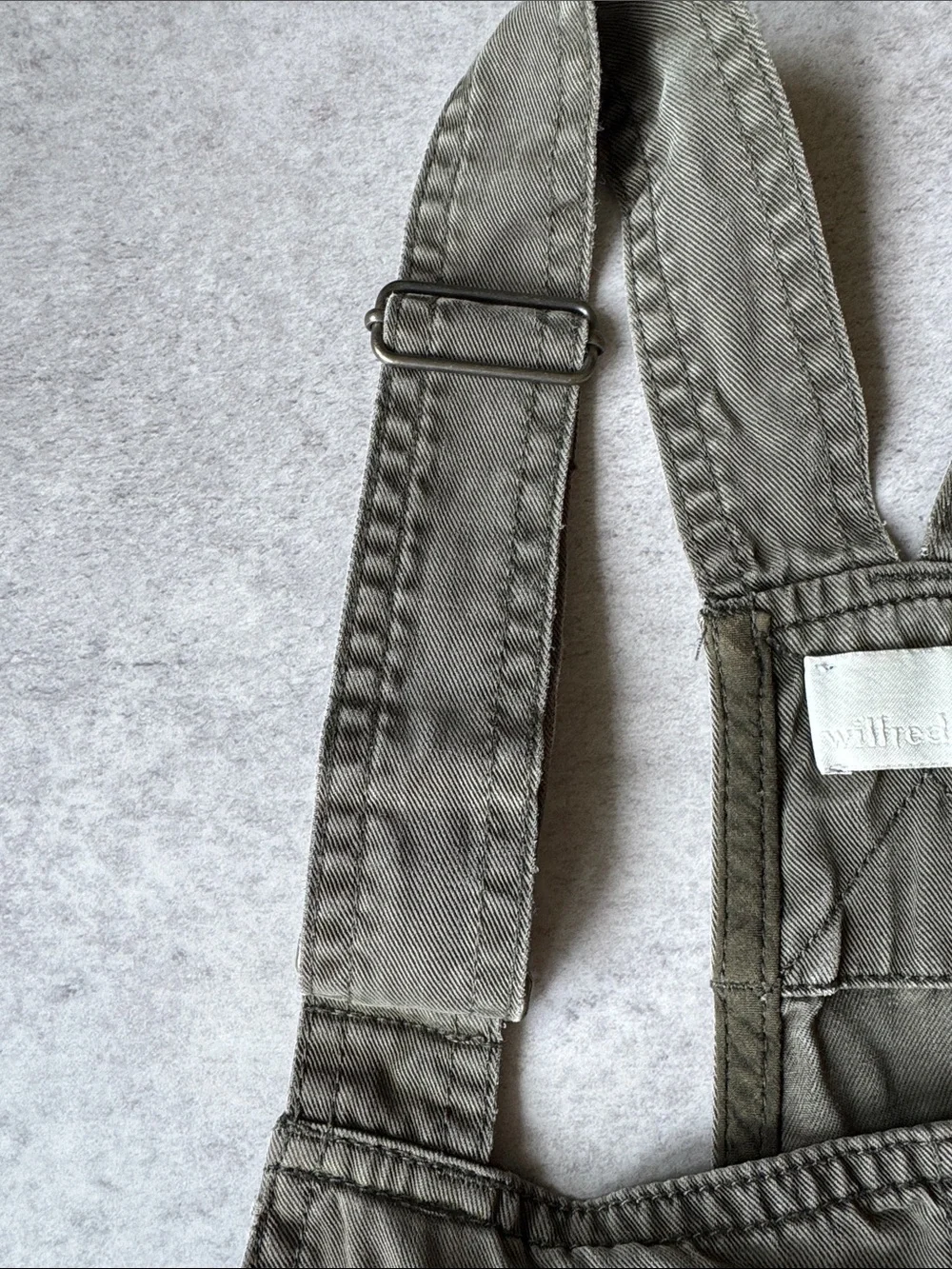 Wilfred Free Aritzia Olive Utility Shortalls Romper Size M - Picture 5 of 8